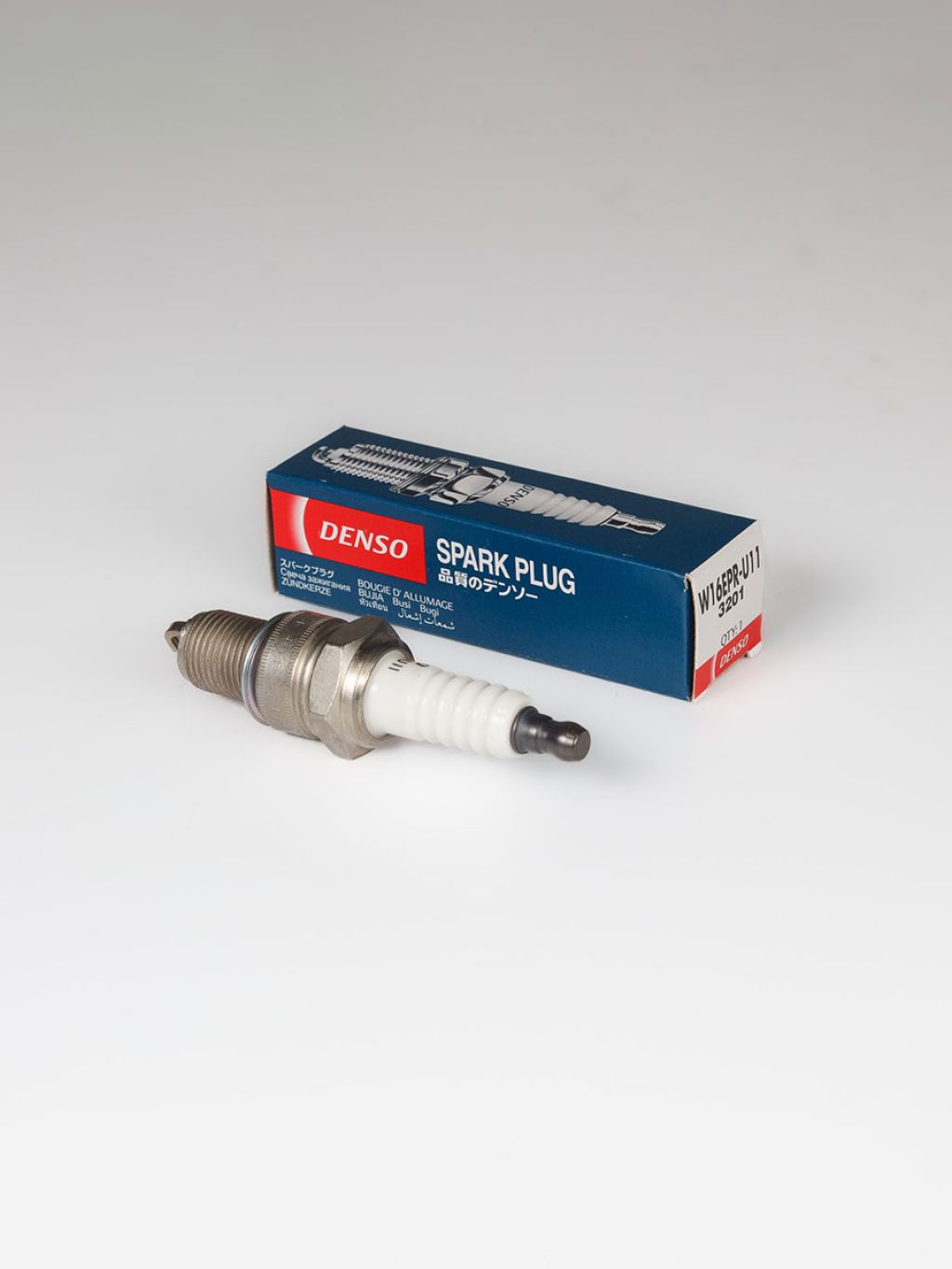 Свеча зажигания DENSO W16EPR-U11