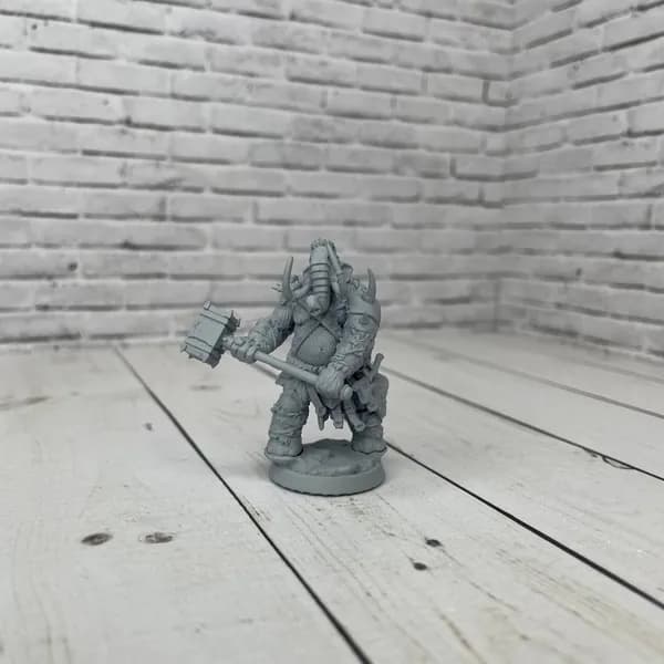 Миниатюра для настольных игр DnD, ДнД, Dungeons & Dragons, Pathfinder. "Локсодон воин/варвар". 1 фигурка