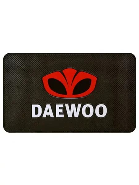 Коврик на панель приборов противоскользящий Daewoo 16х26,5см