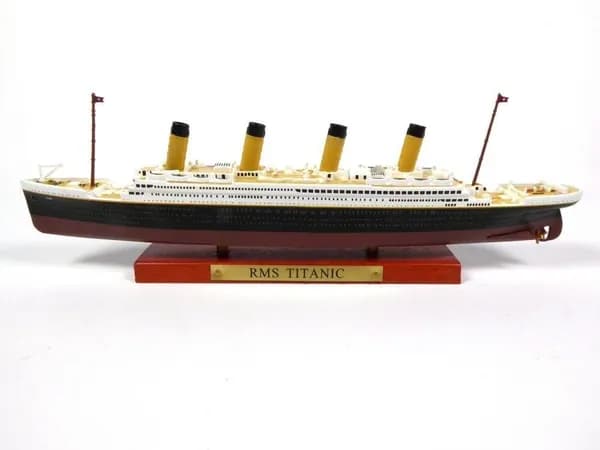 судна Модель Atlas 1:1250 R.M.S TITANIC Коллекционная литая лодка круизного лайнера Игрушки1