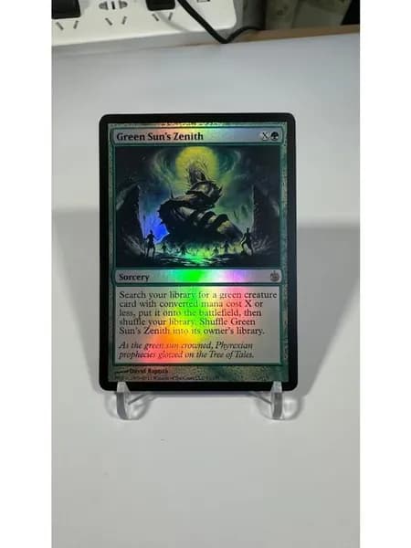Высококачественная игровая карта Magic The Gathering, подходящая для семейных и дружеских посиделок, поставляется в прозрачном наборе.