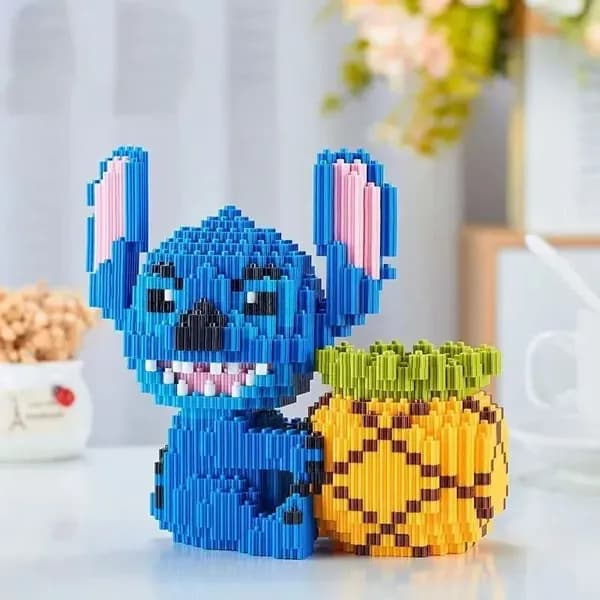 Конструктор 3D Из Миниблоков / Подставка под карандаши: Стич 1113 дет. 68346 / Подарок