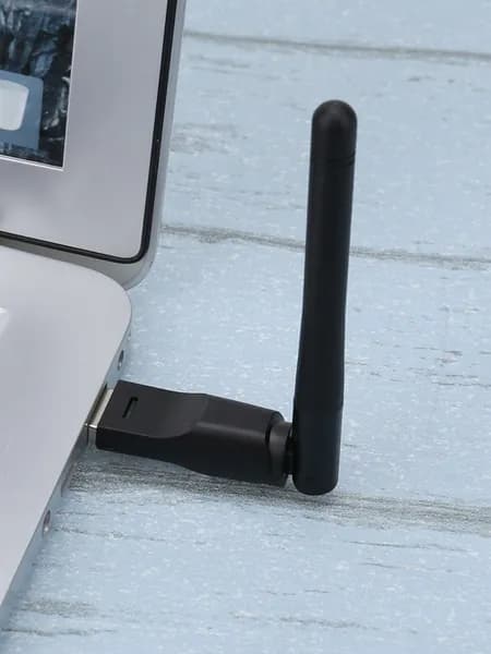 USB-адаптер Wi-Fi 150 Мбит/с с внешней антенной 2 дБи