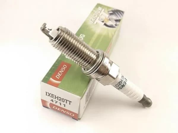 DENSO Свеча зажигания арт. 4711, 1 шт.