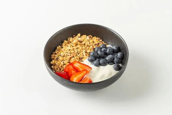 Парфе-гранола с голубикой, клубникой и йогуртом, 330 г