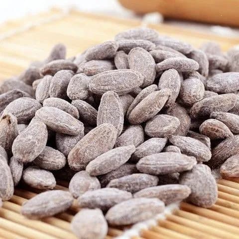 Крупные семена тыквы, свежая обжарка, сливочный вкус, в упаковке, снековая продукция