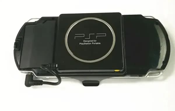 Аккумуляторная батарея MyPads для игровой портативной приставки PSP 2000/3000 на 2400mAh