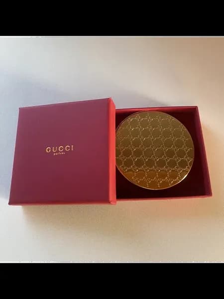 Зеркало карманное Gucci круглое золотой корпус