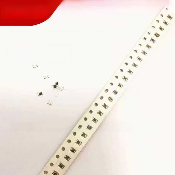 100шт /упак 1206 SMD Resistor 1% 82 ohm chip resistor 0.25W 1/4W 82R