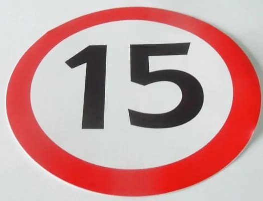 Наклейка знак Ограничение скорости 15км наружная 16см