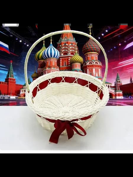 Плетёная декоративная корзина для свадебных цветов