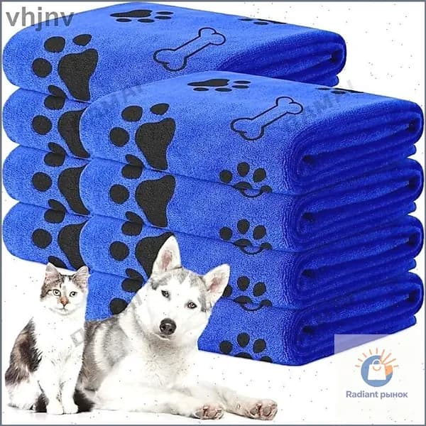 Универсальное полотенце для банных процедур питомцев быстросохнущее микрофибровое полотно с супервпитывающим эффектом (для собак, кошек и щенков средних размеров)