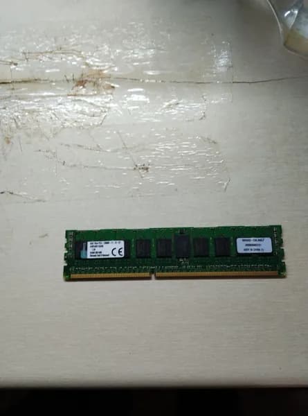 Оперативная память Оперативная память KVR16R11S4/81 8GB 1Rx4 PC3 - 12800R - 11 - 12 - C2 DDR3, 1 x 8 ГБ (KVR16R11S4/81 8GB 1Rx4 PC3 - 12800R - 11 - 12 - C2)