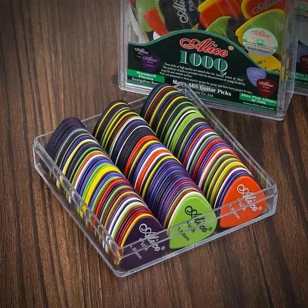 Медиаторы для электрогитары, акустической гитары, Alice AP-12P, пластик АБС 20 шт, гладкие, толщина 0,46-0,81/Случайная смесь