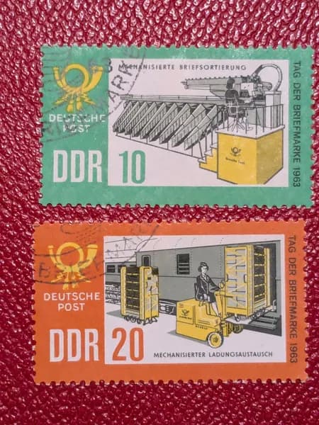 Марки Германия (ГДР) 1963. Серия: "Чемпионат мира по автогонкам". Редкость. Наклейка. Спец Гашение. См фото