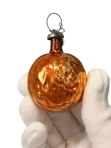 Советская ёлочная игрушка, Грецкий орех, сделано в СССР.