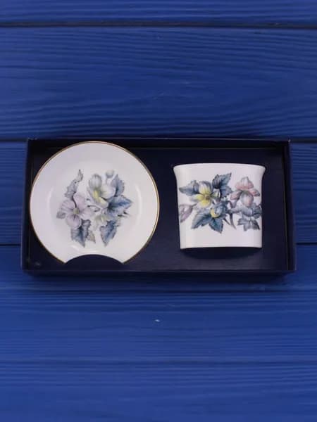 Винтажный комплект дизайна Woodland от Royal Worcester - блюдце для мелочей и стакан для канцелярии