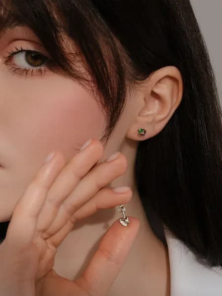 Серьги женские серебро 925 Гвоздики Пусеты Кристалл Swarovski