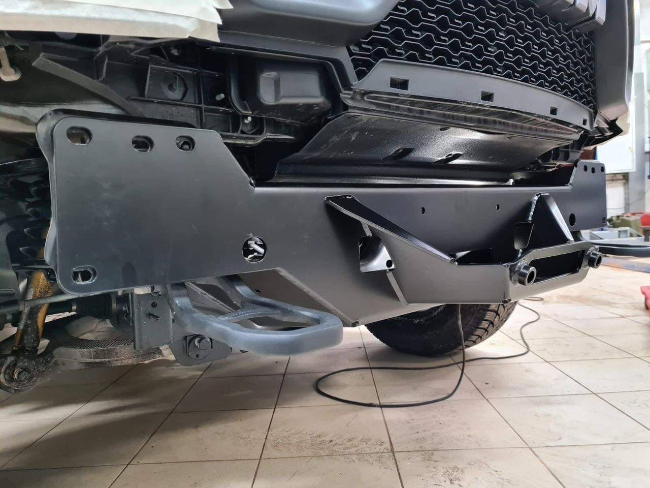 Площадка РИФ под лебёдку в штатный бампер Dodge Ram 1500 Rebel 2019+ (бензин)