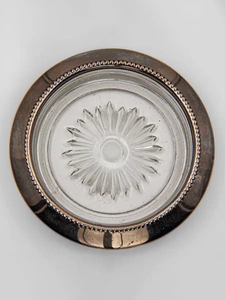 Пепельница, 1970-е годы, Англия; мельхиор, серебрение, стекло
