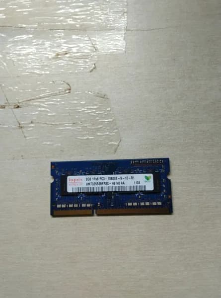 Оперативная память Оперативная память HMT325S6BFR8C - H9 NO AA DDR3, 1 x 2 ГБ (HMT325S6BFR8C - H9 NO AA)