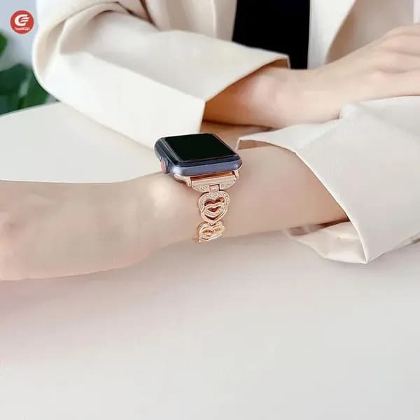 Металлический ремешок для смарт часов Apple Watch 38 мм/40/41mm, для series 1 2 3 4 5 6 7 8 9/SE (для эплвотч) /42mm(10 серий), Цепочка в форме сердца