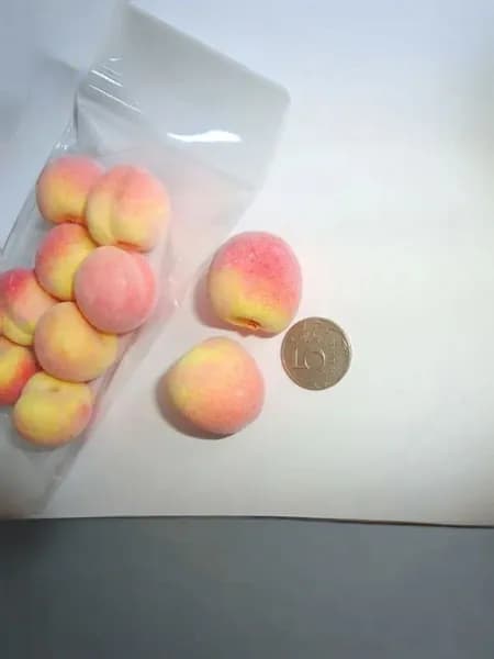 Персик средний 4,5 см (10шт/уп) муляж