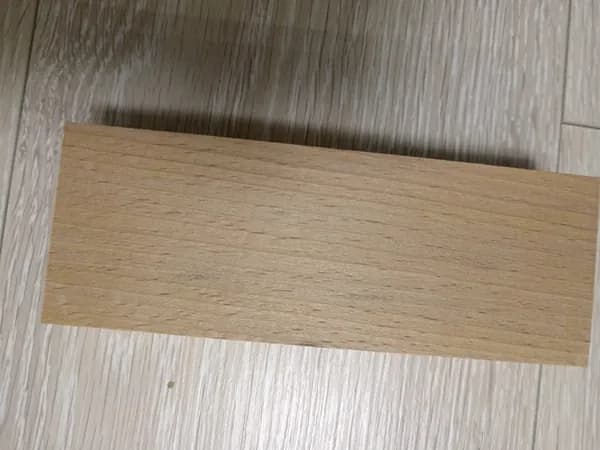 Плашка из бука сорт экстра строганная. 187х57х13мм.