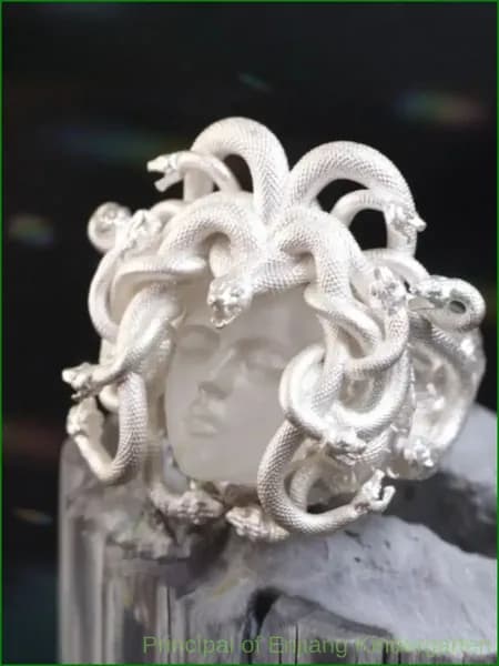 Кольцо с медузой Горгоной из Древней Греции, подарок для друга