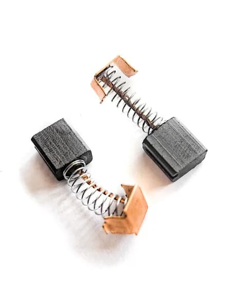 Щетки угольные для Интерскол 6x10x11 УШМ-125 900 УШМ-115/900