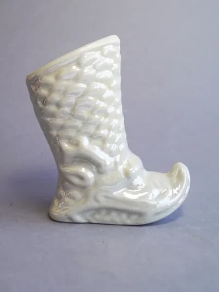 Винтажная статуэтка-карандашница "Сапог". Фарфор.1990-2000