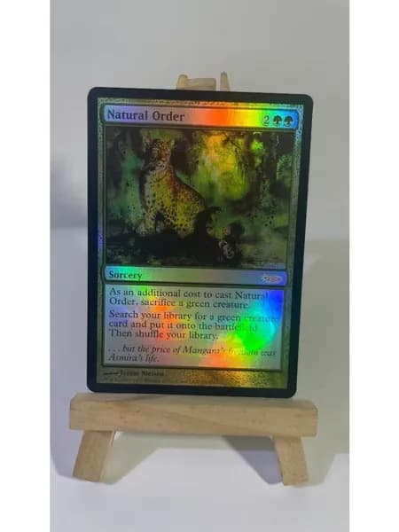 Высококачественная игровая карта Magic The Gathering, подходящая для семейных и дружеских посиделок, поставляется в прозрачном наборе.