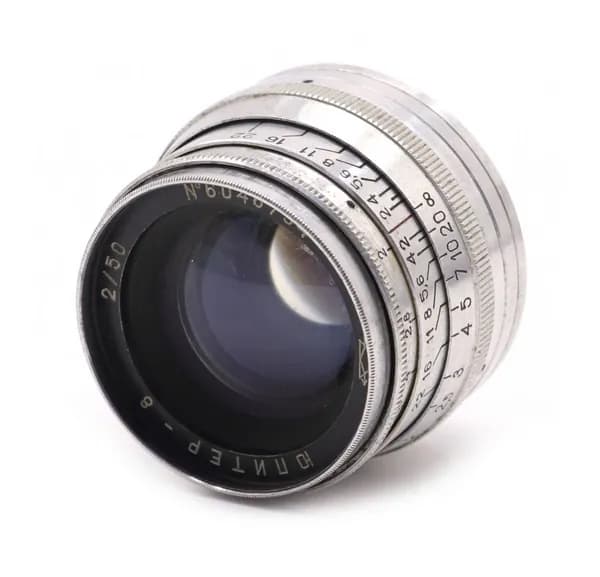 Светосильный объектив Юпитер-8 2/50 М39 (СССР)