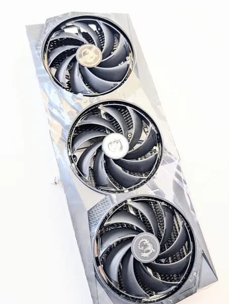 Вентиляторы с кожухом и радиатором для видеокарт MSI Gaming X RTX 4070 TI Trio