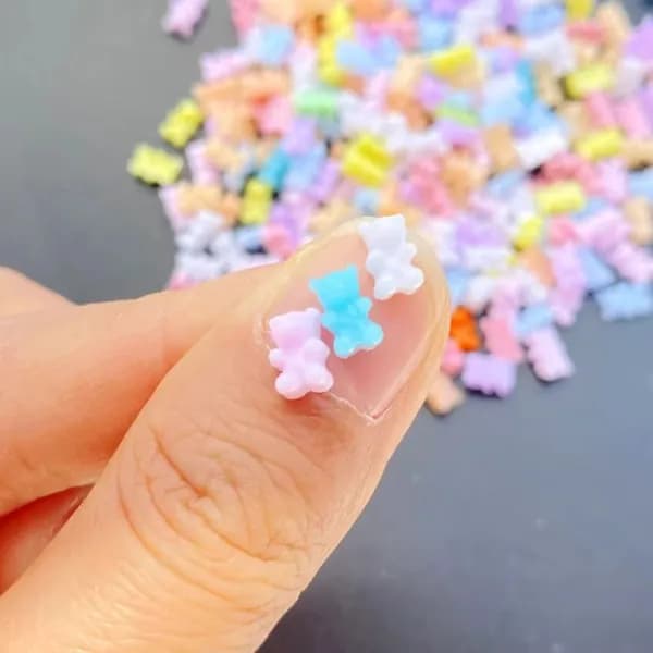 200pcs Мини медведь DIY маникюр аксессуары