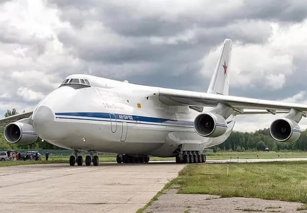 Объемная сборная модель самолета АН-124 Руслан