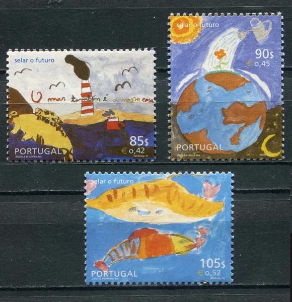 Португалия 2001 г. Детские рисунки. Серия из 3 марок негашеная