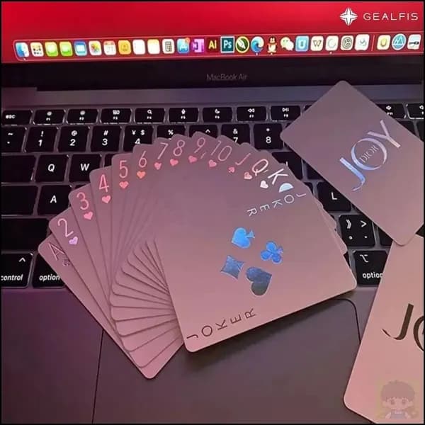 Покерные карты 54 штуки из пластика для семейных игр и магии, яркий дизайн, не ломаются