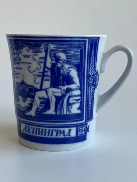 Винтажная кружка Ленинград, Ростральные колонны, Нева. Фарфор, кобальт, 1970-80-е гг. Объем 200 мл. ЛФЗ, СССР.