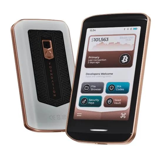 Аппаратный кошелек Foundation Passport Prime Arctic Copper от Cryptoro