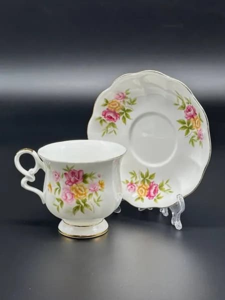 Винтажная фарфоровая чайная пара Country Bouquet, Royal Ascot, Англия, ХХ век.