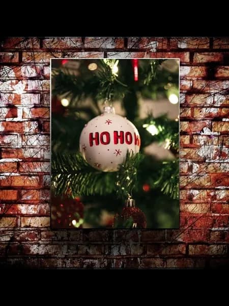 Плакат "Ёлочный шарик Ho-Ho-Ho"
