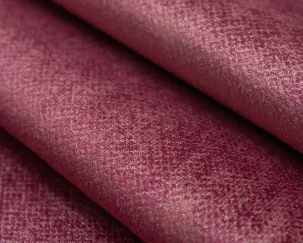 Велюр мебельный с эффектом патины, антикоготь 50 тыс.циклов, для обивки дивана, кровати, кресел. Цвет гранат. Отрез цельный, ширина 140см