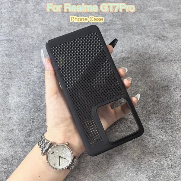 ХарактерЧехол дляRealme GT7Pro , универсальный, с вентилирующей сеткой и жёстким корпусом.