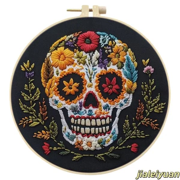 Набор для вышивания Wildflower Skull на хлопковой ткани 30 30 см с пяльцами