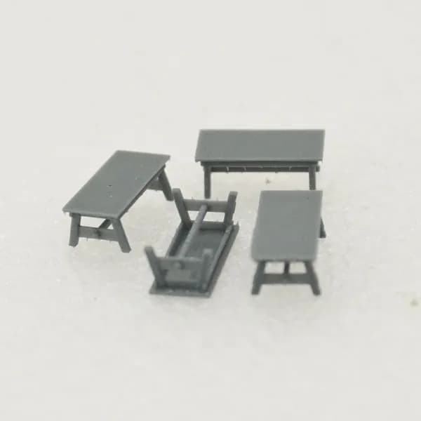 Сборная модель 1/72: Стол для макетной сцены