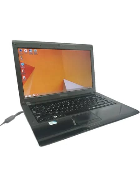 Core i5-m460/4/HDD250/int/Win8.1/14" Ноутбук
