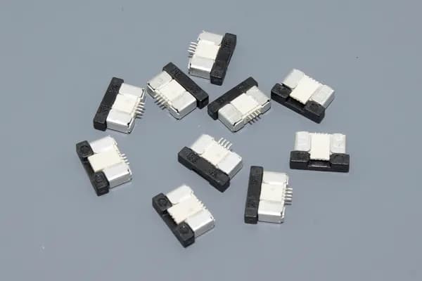 Разъем FPC Half Coverage Top Contact 0.5K-BS-4PWB 4 pin высота 2мм шаг 0,5мм 10 шт