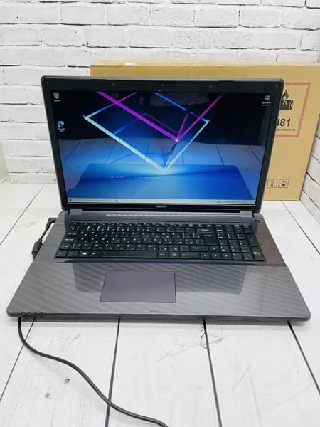 DEXP CLV670, Intel Core i5 6300HQ, Intel HD Graphics 530 Ноутбук 15.6", RAM 4 ГБ, HDD 500 ГБ, Windows Pro, Русская раскладка