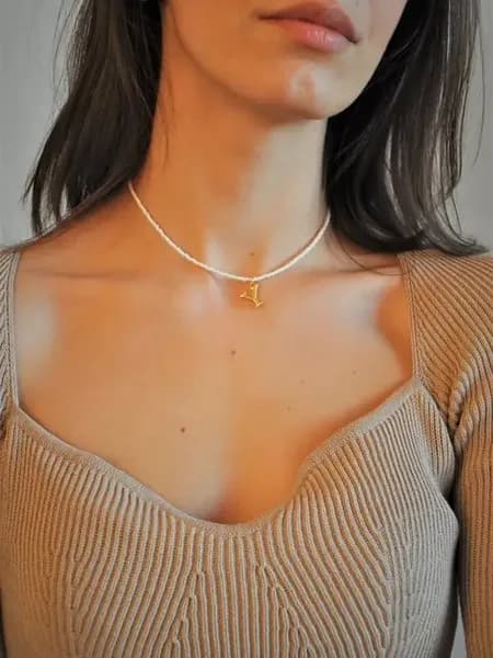 Чокер из бисера на шею